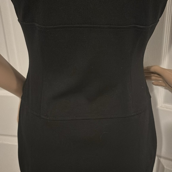 CALVIN KLEIN BLACK WITH GOLD ZIPPER MIDI DRESS SIZE 4 - Picture 8 of 9